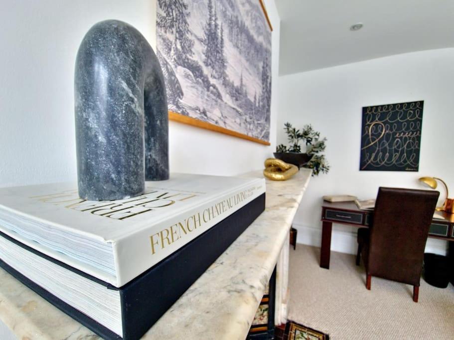 The Stray Adjacent, Interior-Designed 2-Bed Apartment- Luxury Харогейт Екстериор снимка